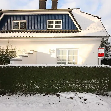 Semesterbostad An Der Boddenweide Born