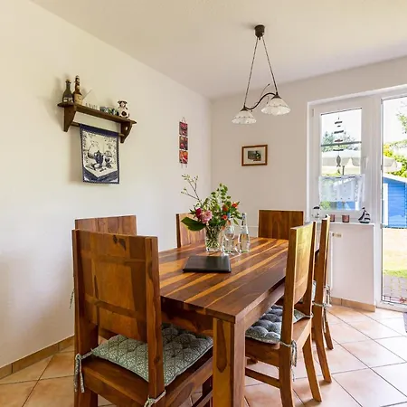 Holiday home An Der Boddenweide *