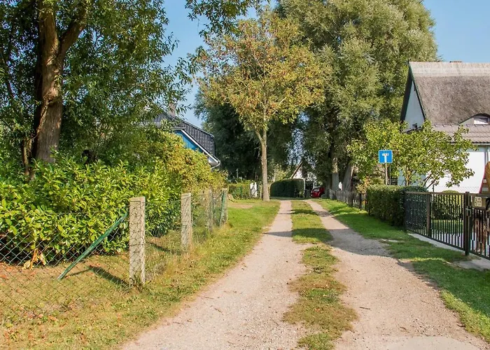 別荘 An Der Boddenweide ボルン