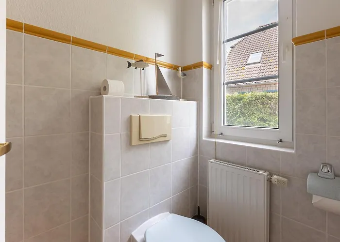 別荘 An Der Boddenweide ボルン